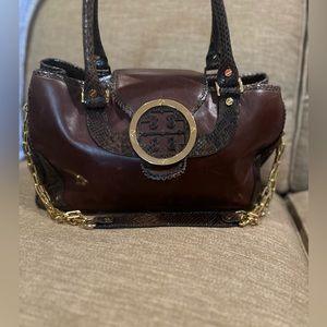 Rare Excellent condition Tory Burch leather multi-way
